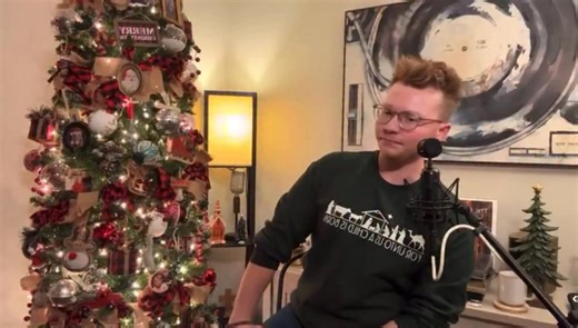 The Christmas Song 🎄🎶 | Logan Smith