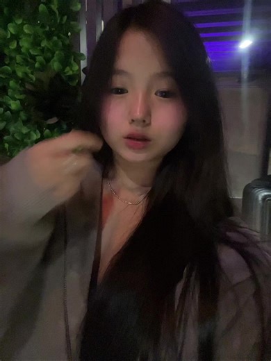 YoU lOOKing good GIRL👅