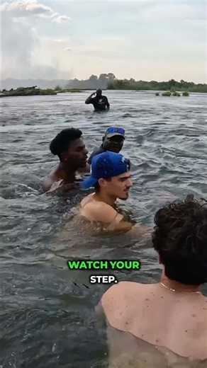 iShowSpeed swimming to the edge of the Devil’s Pool 🏞️💦 #barkbark #funny #ishowspeedmemes