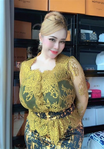 Kebaya Manjah: Pilihan Fashion Terkini