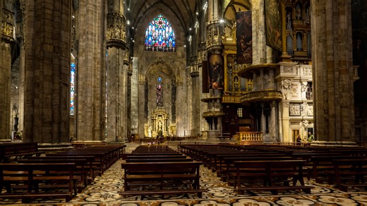 Inside Milan Cathedral: Duomo interior walk