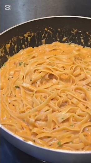 Creamy Shrimp Pasta 🍤🍝 Garlic, butter, rich sauce, and perfectly cooked pasta in one delicious plate