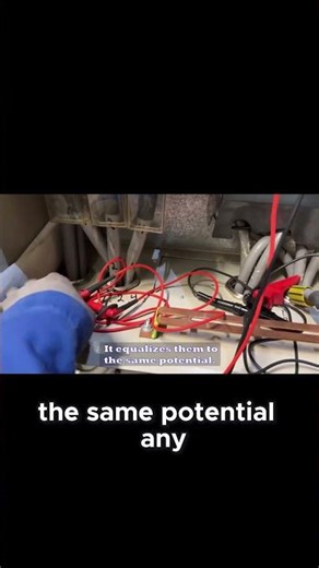 This Simple Trick Stops Ghost Voltage #trending #electrical