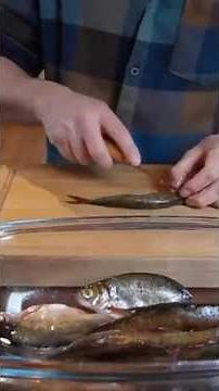 Pickling whitefish in sour vinegar | Part 1 | The preparation!