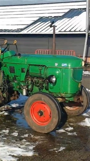 Deutz D40 #tractor #engine #engines