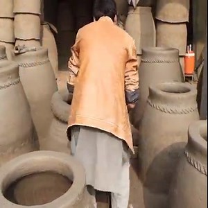 90K views · 1.2K reactions | Primitive technology of makingt traditional mud oven tandoor | Rire à gogo | Facebook