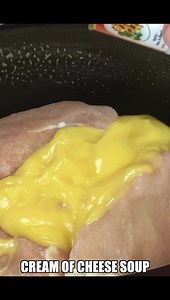 Slow cooker cheesy chicken casserole is an easy dinner recipe that you can prep in less than ten minutes. The delicious recipe requires little effort and can cook while you’re working or doing other things and it’s a great meal for the entire family. https://www.backtomysouthernroots.com/slow-cooker-cheesy-chicken-casserole/ #dinner #casserole #slowcooker #chickendinner | Back To My Southern Roots