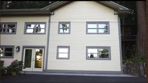 Residential Hydraulic Garage Doors | PowerLift of Texas