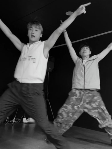 RUN IT Stray Kids Len Jusung dance cover