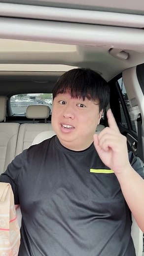 Trying out Sonic Food Review! Let’s see how this tastes. #sonic #sonicdrivein #fastfood #fastfoodnation #fastfoodjunkie #fastfoodbinge #fastfoodreview #foodreview #foodcritic #eating #eatingfortheinsta #eatingshow #mukbang #mukbangvideo | Wayne Dang