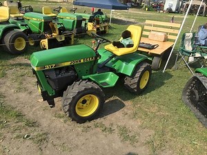 John Deere 317