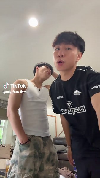 Exploring Beyond Wonderland Festival Outfits