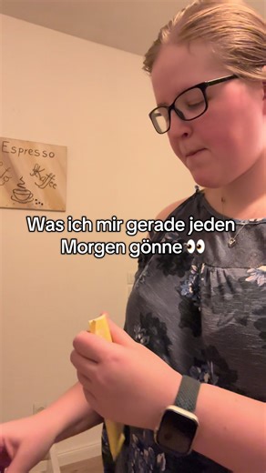 Tag 14 meiner Darmreinigung 🌿 Ich hätte nicht gedacht, wie sehr sich mein Körper meldet, wenn ich ihm wirklich zuhöre. Kein Druck. Kein „schnell schnell“. Einfach bewusst. Wenn dich interessiert, warum ich das mache & wie ich mich fühle → schreib mir gern 💬 #darmgesundheit #darmreinigung #bauchgefühl #selbstfürsorge #gesundvoninnen