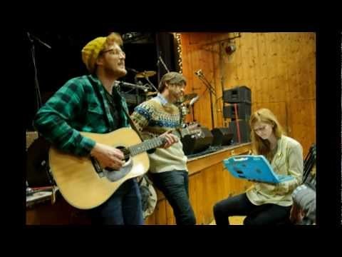 The Spring Standards - "Chicago" [Static Image Video]