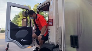 2.2K views · 112 reactions | [ELECTRIC SATURDAY] Renault Trucks and Feldschlösschen, a Swiss brewery belonging to the Carlsberg Group, have made a tangible commitment to carbon neutral mobility: on Wednesday August 25, 2021, Renault Trucks handed over the keys to 20 electric vehicles ⚡ More here  https://www.renault-trucks.com/en/newsroom/press-releases/first-europe-feldschlosschen-brewery-receives-keys-20-renault-trucks #SwitchToElectric | Renault Trucks | Facebook