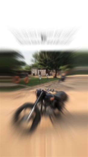 𝗦𝘁𝗮𝗻𝗱𝗮𝗿𝗱 🐎 on Instagram: "Bullet 350 🦍❤️ #bullet #modifiedbullet #trendingreels #punjab #viral"