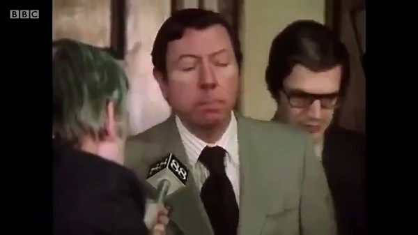 HYPERNORMALISATION ( 2016 Documentary )