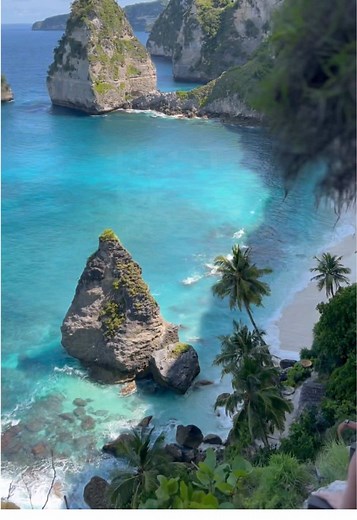 The best Luxury Escapes are back! 🎉🥂 Get limited time offers on more than 100 of the world’s most luxurious hotels and resorts in the best destinations. Head to the link in bio to book your dream getaway now. #BestOf2024 #LuxuryEscapes #TravelDeals #TravelInspo #TravelTok #LuxuryTravel