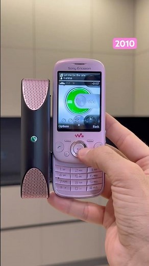 sony ericsson zylo w20i pink edition #sony #ericsson #smartphone #tech #retro