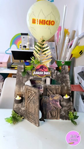 44K views · 14K reactions | Centro de Mesa de Jurassic Park 練讀 #manualidades #craft #centrosdemesa #diy #jurassicworld | Mini Cardona | Facebook