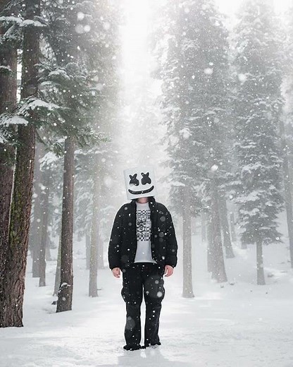 ‪@marshmello‬ turns 34 today 🎂🥳🔥