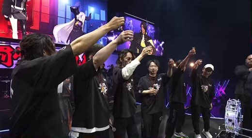 罰ゲーム物飲んだ後のみんなのリアクション面白すぎて草www特にこく兄の破壊力エグすぎやろWW反則レベル&心配になるレベルww #獅白杯オフライン