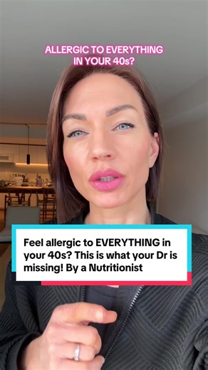 HISTAMINE IN THE BRAIN: - anxiety with no real trigger - 2am wake ups feeling wired and tired - racing thoughts and over analysing everything - migraines or tension headaches HISTAMINE IN THE HEART: - pounding chest at night - palpitations after eating - dizziness when standing -heart rate going crazy especially under stress HISTAMINE IN THE GUT: - nausea when you don’t eat or when stressed - bloating that worsens when you eat - pain in the top of your stomach especially after histamine rich foo
