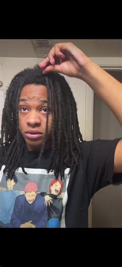 The beard wasn’t apart of the decision lmaooo but I had my dreads for 4 years it wasn’t a spiritual decision or anything but I just felt it was time a lot of weight was held with my dreads/locs a lot of trauma was experienced as well I also just realized hair is just hair it has special meanings to others but i know it will grow back. #fyp #viral #trending #bigchop #dreads