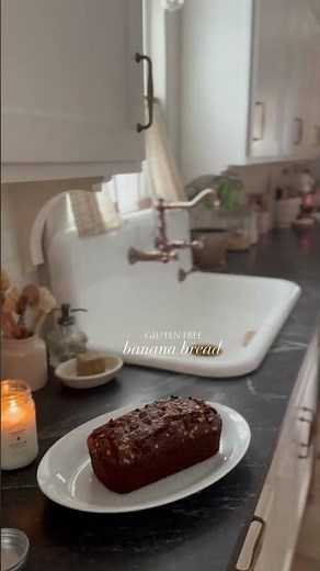 Simple and Delicious Gluten Free Banana Bread
