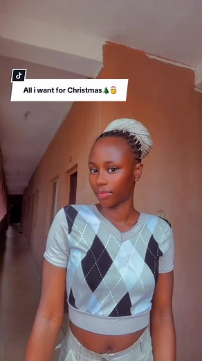 Owerri braider #owerribraider All I wanted for Christmas has been fulfilled by SANTA🥹🥰 DECEMBER CALENDAR IS FULLY BOOKED …I want to say a very big thank you for all my CLIENTS that made it possible and a very big sorry to those that i couldn’t attend to.. I am a solo braider and there’s a limit to what I can do in a day,There will definitely be a change next year😊 🗓️Bookings for January 2026 are now open.DM US ON WHATSAPP TO BOOK AN APPOINTMENT 📍OWERRI #dorahairpisode #frenchcurlsbraids #br