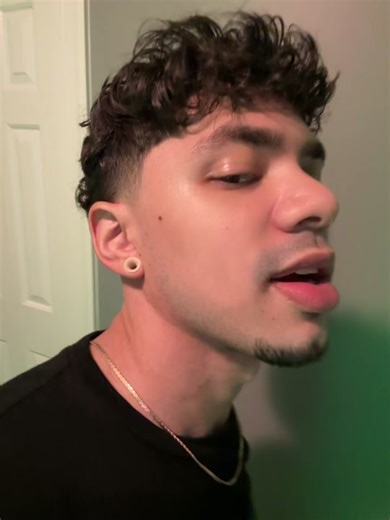 Harrison White (@harrisonwhite_)’s videos with im on one - adrianaaaa