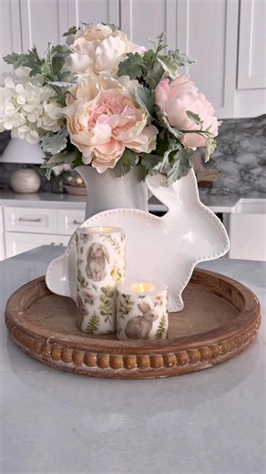 DIY Bunny Napkin Candles: https://domesticallyblissful.com/diy-bunny-napkin-candles/