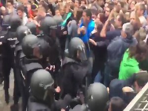 19K views · 755 reactions | Republicans protest outside Belfast city hall against the brutality of the Spanish state against the people of Catalonia voting in their independence referendum. | Sinn Féin Ireland | Facebook