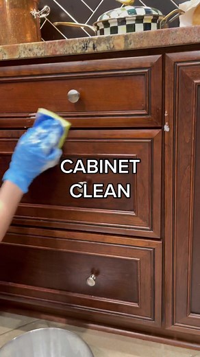 How to Clean Kitchen Cabinets with Murphy Oil Soap and UV Flashlight