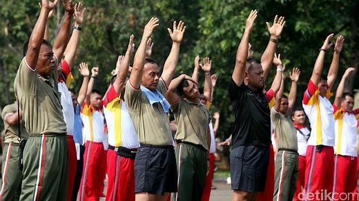 Gerakan Senam Irama Dasar, Dengan dan Tanpa Alat, serta di Tempat