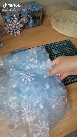 DIY Frozen Tutu Dress Tutorial