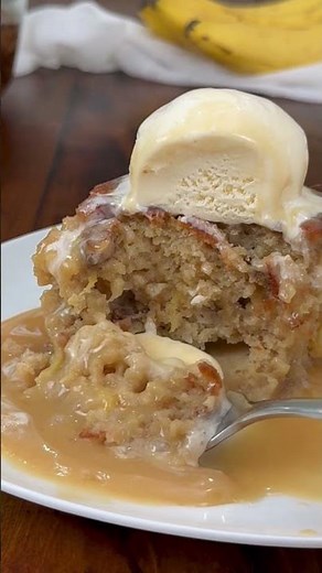 Sticky Pudding Hummingbird Cake #cake #puddingcake #recipe #shortsfeed
