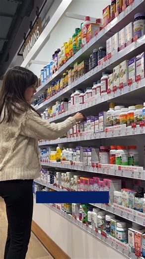 Upper East Side Things | NYC on Instagram: "New year, better you thanks to @vitaminshoppe #ad ✨ @vitaminshoppe_nyc919 just opened on 86th & Lex and are hosting a grand opening party on Jan 28 (5–8pm): 🎯 Spin-to-win wheel with prizes from @soulcycle, @sageandsound, @restorehyperwellness and @rawnutrition 🥼 Mini dietitian consultations 🤝🏻 Meet & greet with @sarasaffari__ 🍓 @juicepress samples + gift bags 700+ brands, great sales, and everything from vitamins to functional snacks — whether you