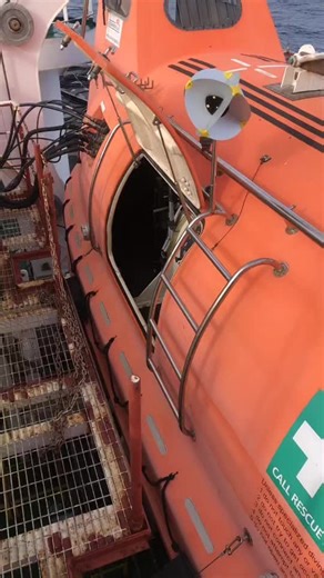 Diver Rescue Boat Operation in SPHL | Offshore Life