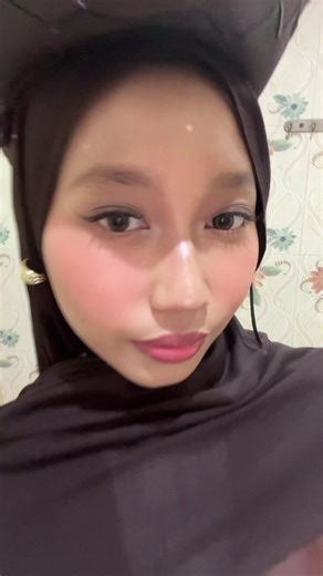 1st time trying smokey eye 👁️ #yearbook #makeup #cowgirl