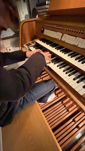 The Best Christmas Hymn! 🤩