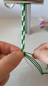 34K views · 425 reactions | Learn how to weave beautiful arrow bracelets #bracelet #diy #handmade | Craft Haven | Facebook