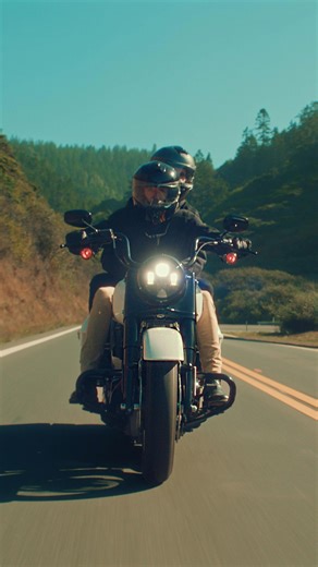 You, me, and the King makes three. 2024 Road King Special ➡️ https://www.h-d.com/roadkingspecial | Harley-Davidson