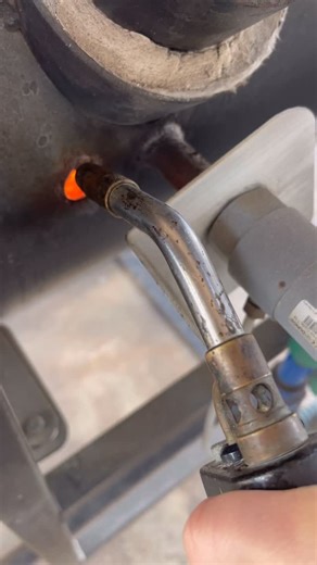 🔊Sound up for the sounds of Benzaiten 🔊 #benzaiten #glassblowing #glassasmr #satisfying #glass | Benzaiten Center for Creative Arts