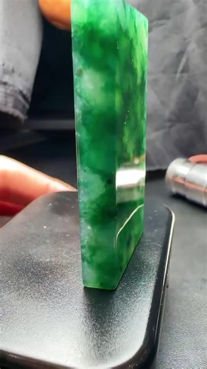 69K views · 2.3K reactions | Myanmar grade A jadeite stone price:788usd 完美飘花无事牌，超有特色，厚均匀，花色一流，老坑精品大牌，打眼直接戴，尺寸55,29.4,7.2 | Myanmar jadeite jade pendant | Facebook