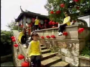 四千金 - 龍年多可愛 - 花絮