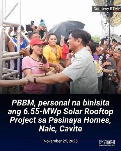PANOORIN: Binisita ni Pangulong Bongbong Marcos ang kauna-unahang grid-connected solar rooftop sa socialized housing sa Naic, Cavite, na nagbibigay ng malinis na kuryente sa 2,000 tahanan at nagpapababa ng CO₂ emissions. #BagongPilipinas #Cavite #PBBM | PBBM Good Governance