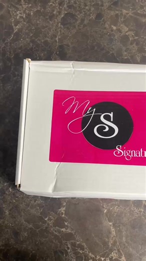 Fresh start, Fresh feel🌿💦unboxing my new fave body wash and body lotion- let’s get this glow up with Signature Cosmetics #signaturecosmetics #mysignature #selfcare #MensFresh #SkinCarelove #selfcare #glowup | Signature Cosmetics and Fragrances