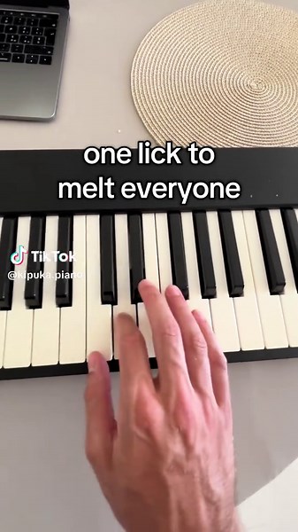 PianoByKipuka su TikTok