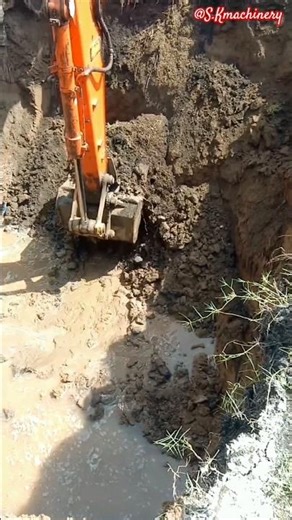 Powerful Excavator Deep Digging | Heavy Machinery in Action #excavator #shorts #viral